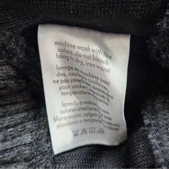 WeWoreWhat Charcoal Knit Top - Picture 9 of 11